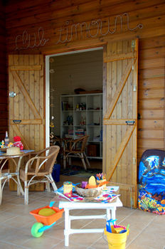 Childrens Play Area - Indoor